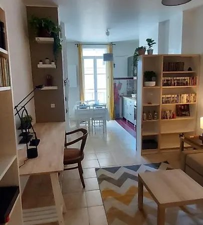 Bel Appartement Centre Ville Sete Exterior photo